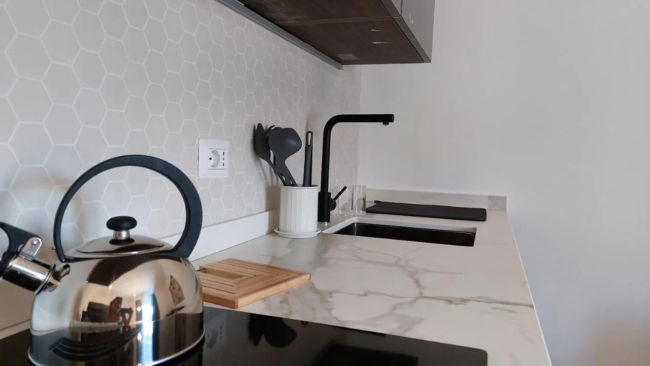 Dimora San Bartolomeo - Design, Panoramic View & Culture Apartment Rome