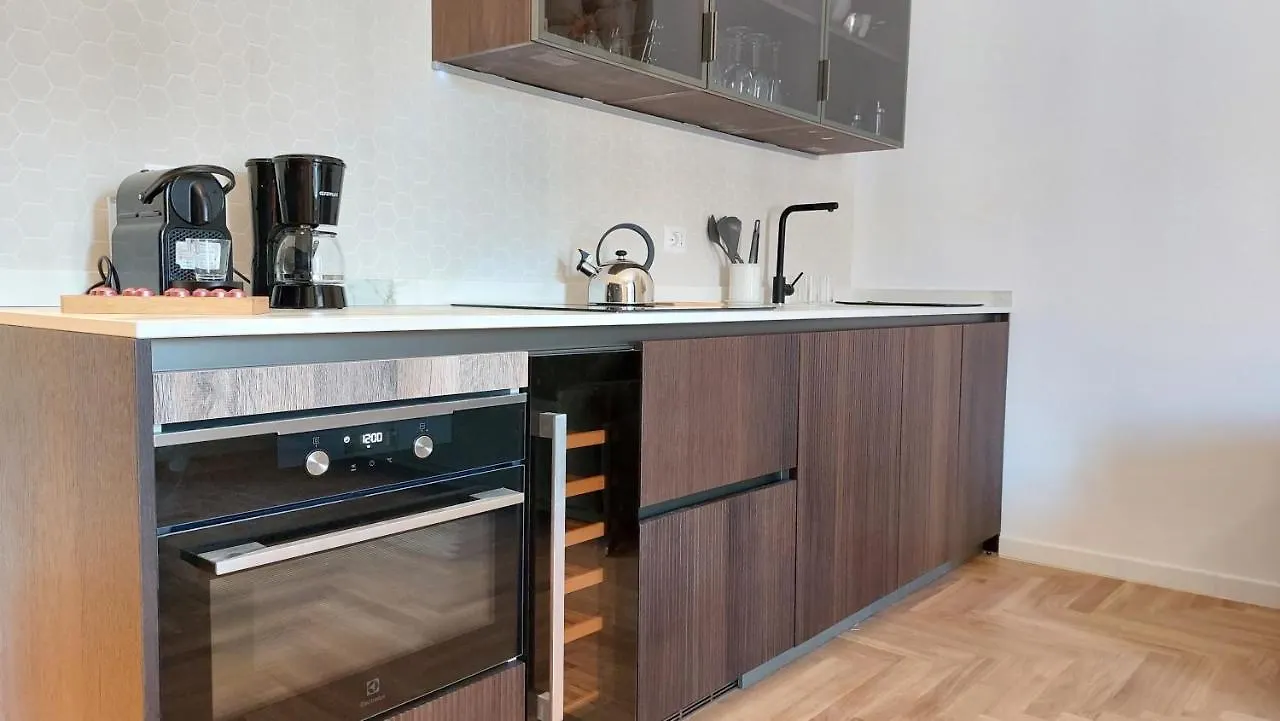 Dimora San Bartolomeo - Design, Panoramic View & Culture Apartment Rome