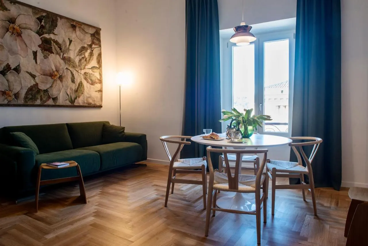 Dimora San Bartolomeo - Design, Panoramic View & Culture Apartment Rome